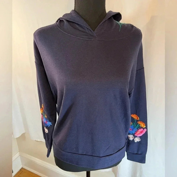 Crave Fame By Almost Famous Juniors Embroidered Hoodie Size S - Picture 8 of 13